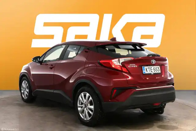 Punainen Maastoauto, Toyota C-HR – KTE-553