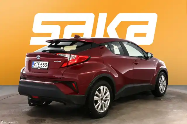 Punainen Maastoauto, Toyota C-HR – KTE-553