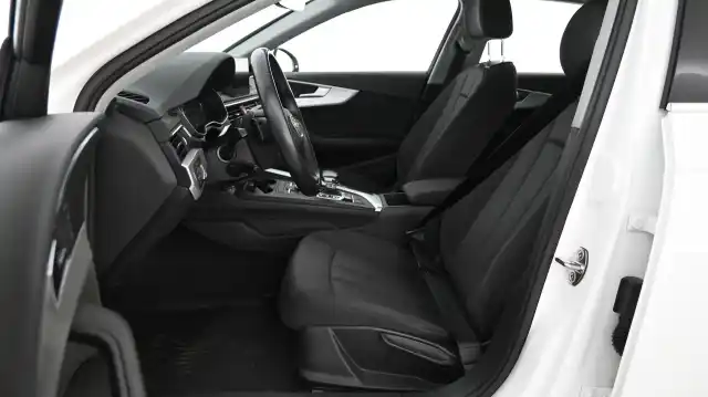 Valkoinen Sedan, Audi A4 – KTH-366