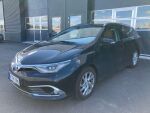 Musta Tila-auto, Toyota Auris – KTH-796, kuva 3