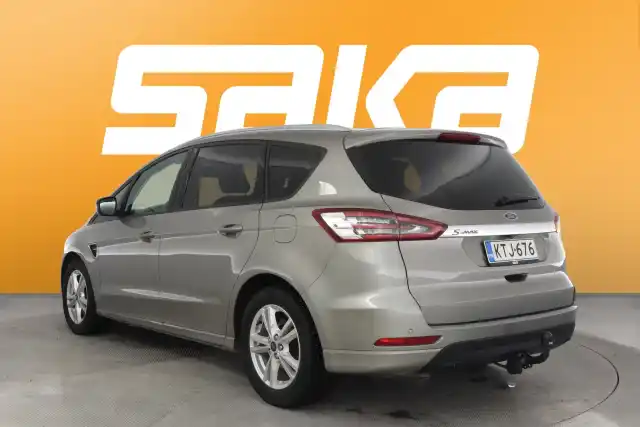 Harmaa Tila-auto, Ford S-Max – KTJ-676