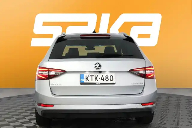 Harmaa Farmari, Skoda Superb – KTK-480