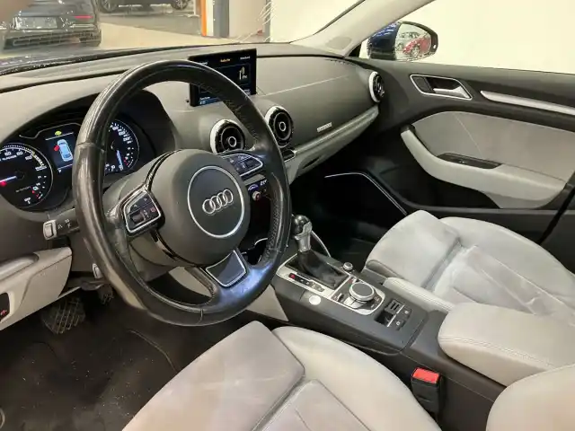 Sininen Viistoperä, Audi A3 – KTK-924