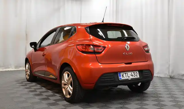 Punainen Viistoperä, Renault Clio – KTL-432