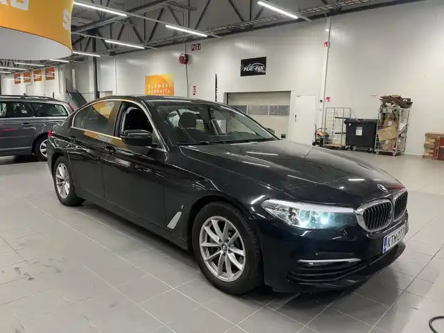 BMW 530