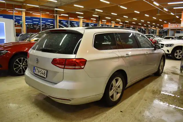 Hopea Farmari, Volkswagen Passat – KTN-548