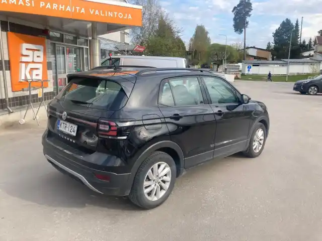 Musta Maastoauto, Volkswagen T-Cross – KTR-124