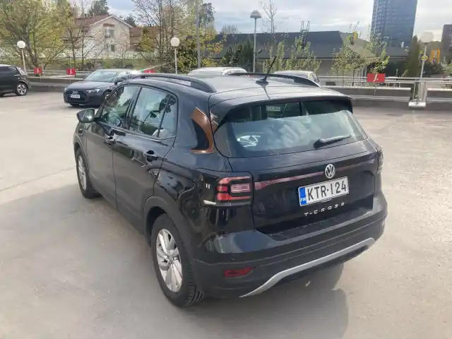 Musta Maastoauto, Volkswagen T-Cross – KTR-124