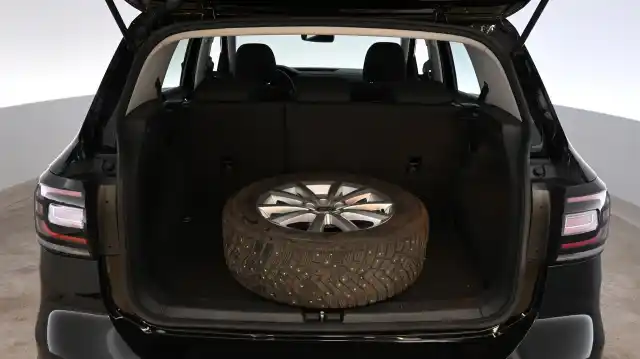 Musta Maastoauto, Volkswagen T-Cross – KTR-124