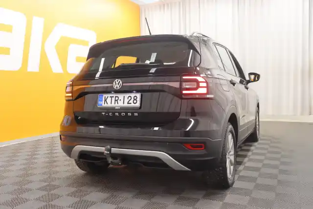 Musta Maastoauto, Volkswagen T-Cross – KTR-128