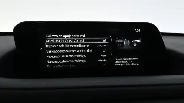 Punainen Maastoauto, Mazda CX-30 – KTR-906