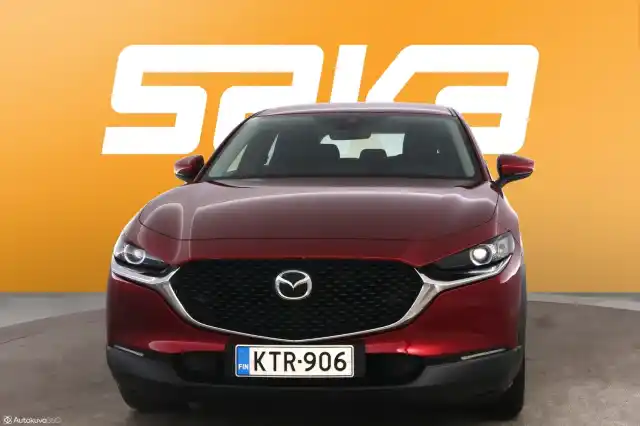 Punainen Maastoauto, Mazda CX-30 – KTR-906