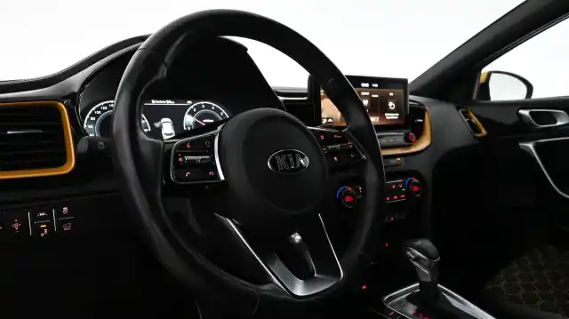 Keltainen Viistoperä, Kia XCeed – KTS-506