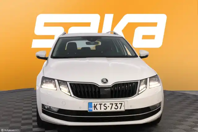 Valkoinen Farmari, Skoda Octavia – KTS-737