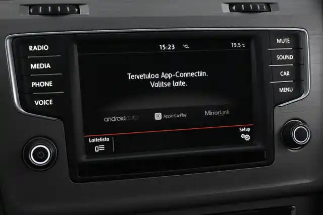 Punainen Farmari, Volkswagen Golf – KTS-873
