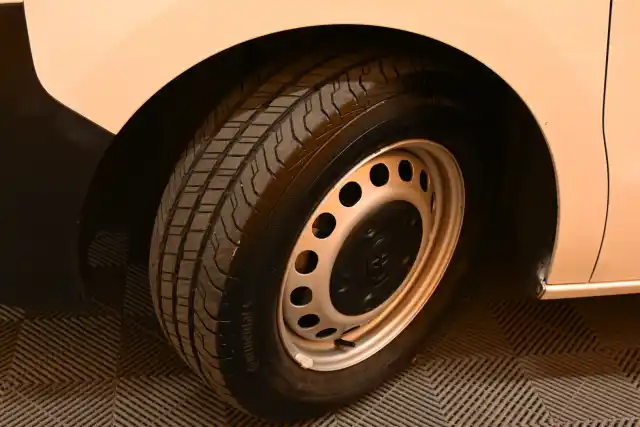 Valkoinen Pakettiauto, Toyota Proace – KTU-286