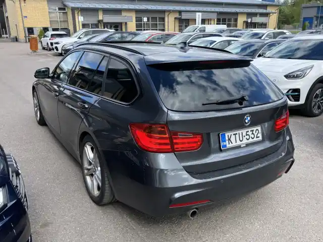 Harmaa Farmari, BMW 320 – KTU-532