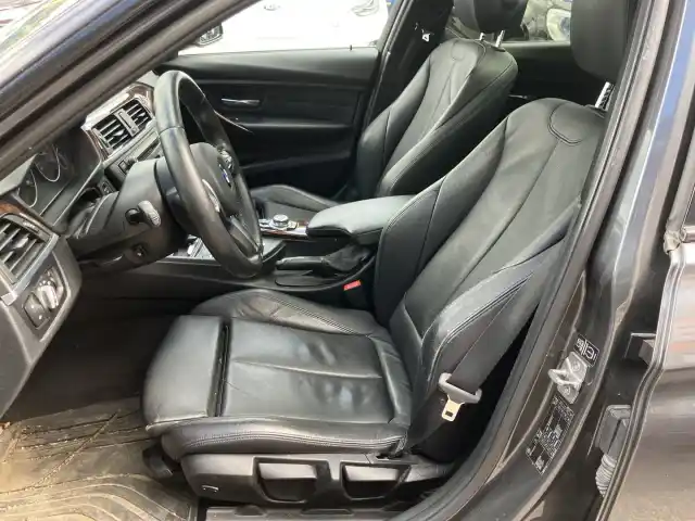 Harmaa Farmari, BMW 320 – KTU-532