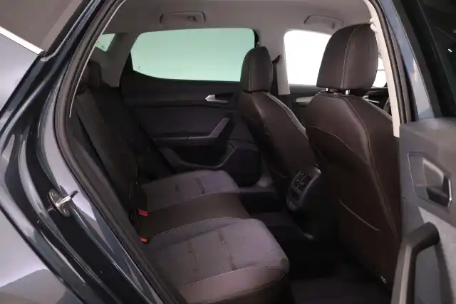 Harmaa Viistoperä, Seat Leon – KTV-301