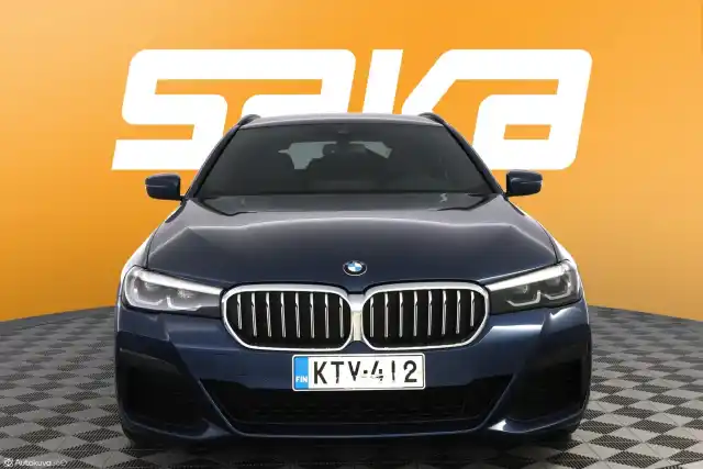 Sininen Farmari, BMW 530 – KTV-412