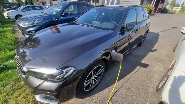 BMW 530