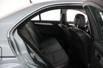 Harmaa Sedan, Mercedes-Benz C – KTV-742, kuva 15
