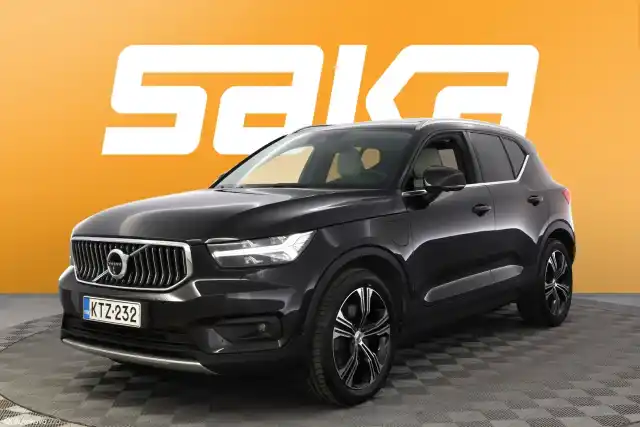 Musta Maastoauto, Volvo XC40 – KTZ-232