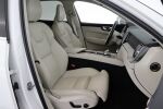Valkoinen Maastoauto, Volvo XC60 – KUA-731, kuva 13