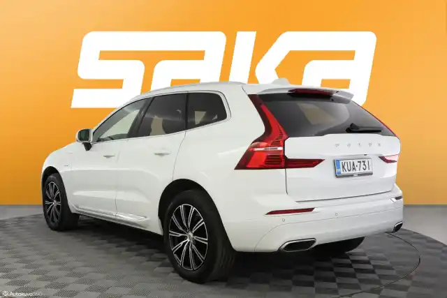 Valkoinen Maastoauto, Volvo XC60 – KUA-731