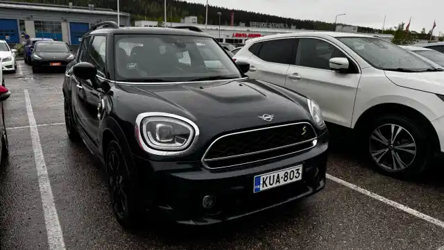 Musta Farmari, Mini Countryman – KUA-803