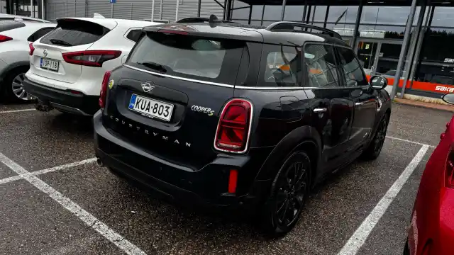 Musta Farmari, Mini Countryman – KUA-803