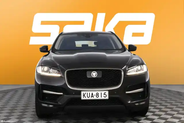 Musta Maastoauto, Jaguar F-PACE – KUA-815