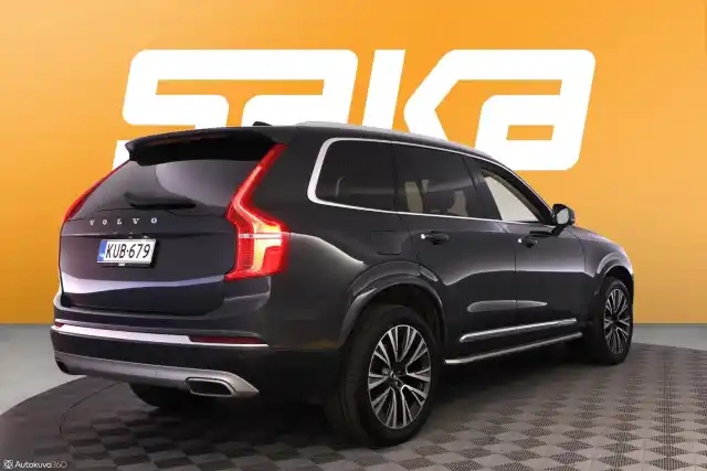 Harmaa Maastoauto, Volvo XC90 – KUB-679