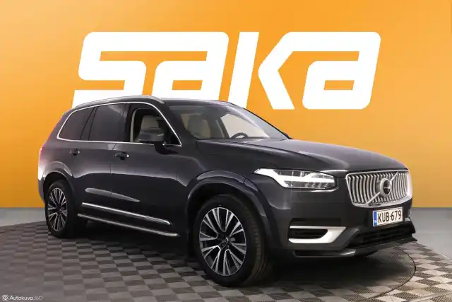 Harmaa Maastoauto, Volvo XC90 – KUB-679