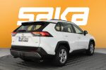 Valkoinen Maastoauto, Toyota RAV4 – KUE-125, kuva 8