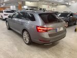 Harmaa Farmari, Skoda Superb – KUE-711, kuva 4