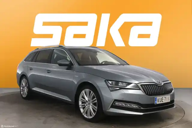 Harmaa Farmari, Skoda Superb – KUE-711