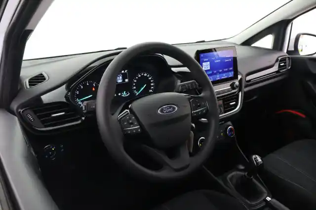 Valkoinen Viistoperä, Ford Fiesta – KUE-891