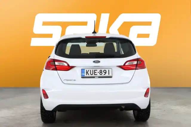 Valkoinen Viistoperä, Ford Fiesta – KUE-891