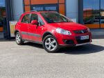 Punainen Viistoperä, Suzuki SX4 – KUG-288, kuva 2