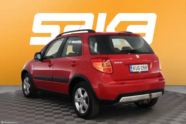 Punainen Viistoperä, Suzuki SX4 – KUG-288