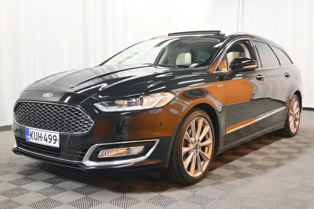 Musta Farmari, Ford Mondeo – KUH-499