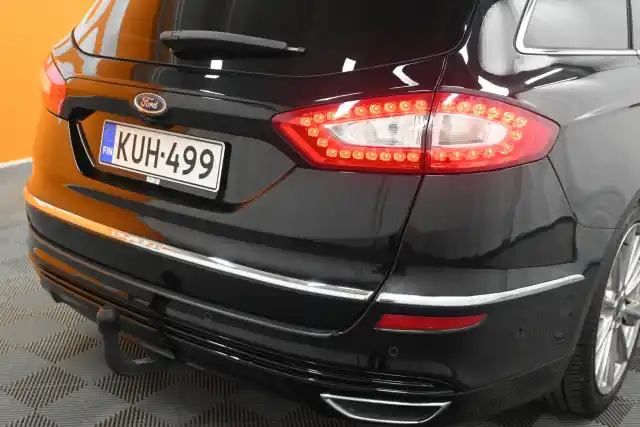 Musta Farmari, Ford Mondeo – KUH-499