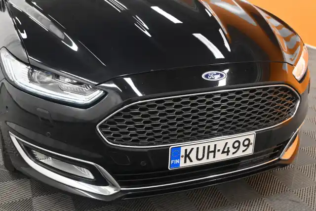 Musta Farmari, Ford Mondeo – KUH-499