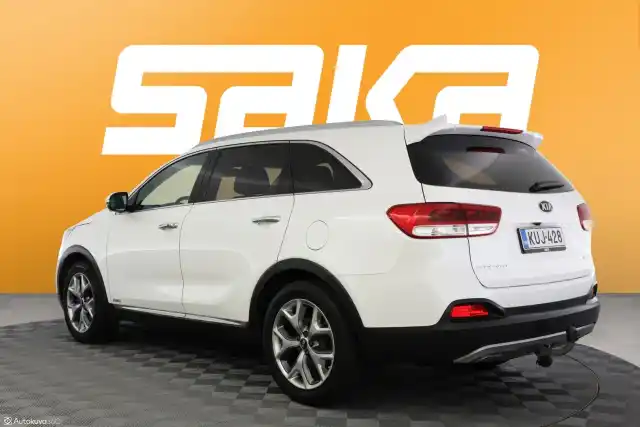 Valkoinen Maastoauto, Kia Sorento – KUJ-428