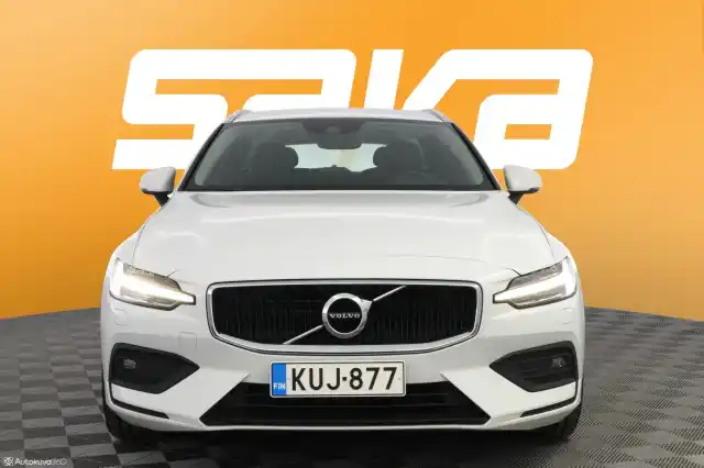Valkoinen Farmari, Volvo V60 – KUJ-877