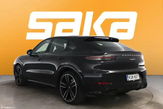 Musta Maastoauto, Porsche Cayenne – KUK-657