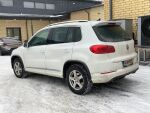 Valkoinen Maastoauto, Volkswagen Tiguan – KUM-503, kuva 2