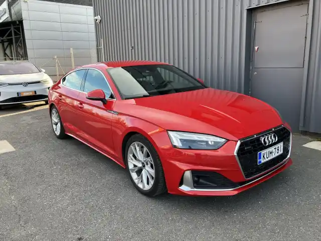 Punainen Viistoperä, Audi A5 – KUM-781