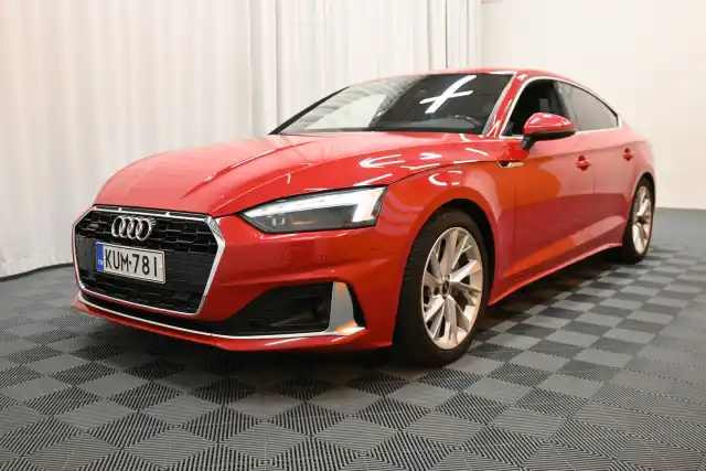 Punainen Viistoperä, Audi A5 – KUM-781